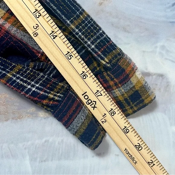 WE THE FREE PEOPLE Blue Plaid Flannel Shirt RIVETED Womens S Button Up Oversized - Picture 16 of 16